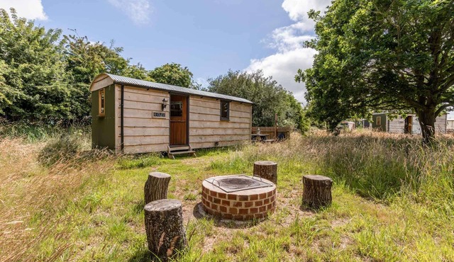 Herdwick Shepherd Hut | a family friendly shepherd hut set within North Norfolk