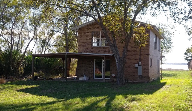 HERE IT IS on Lake Corpus Christi close to State Park; house or RV lot