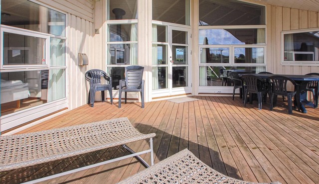 Here we have for you a beautiful, quietly located vacation home on offer.