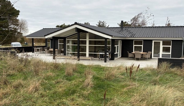 "Heriest" - 1.2km from the sea by Interhome