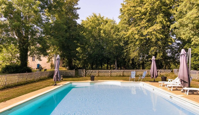 Heritage Castle in Chaleix with Shared Pool