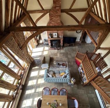 Heritage Cottage with a Pool