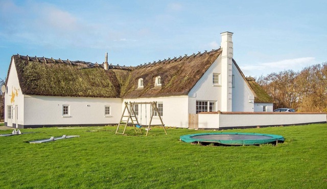 Heritage Holiday Home in Vinderup with Sauna