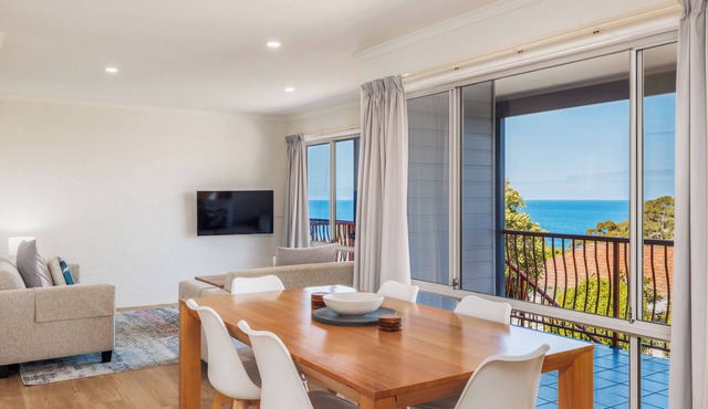 Heritage House Motel & Units