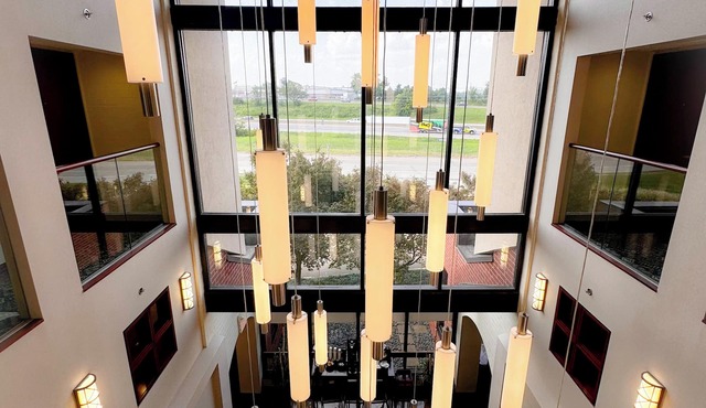 Heritage Inn & Suites St. Louis/Fenton, Trademark by Wyndham