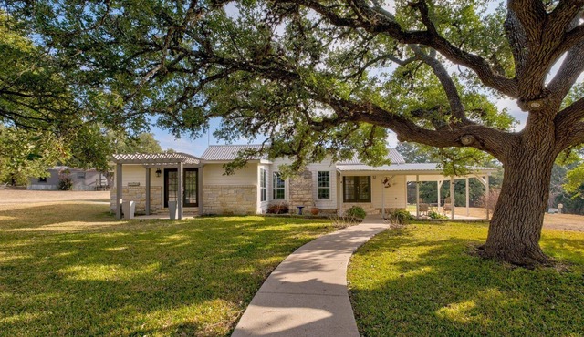 Heritage Oaks Haus