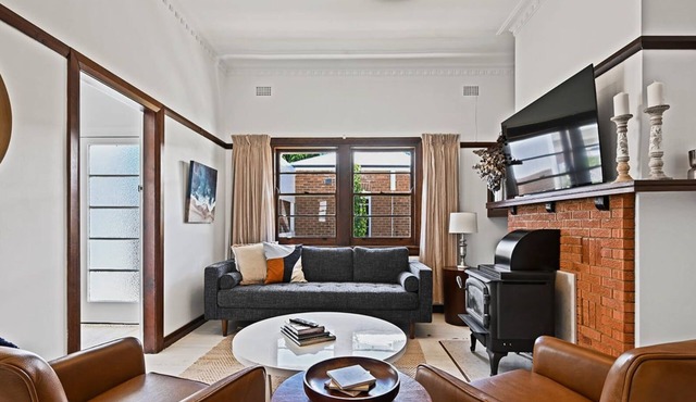 Heritage Oasis on Kite - Short Walk to CBD