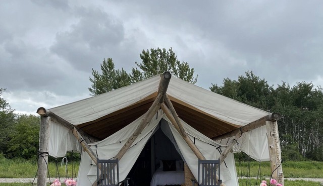 Heritage Ranch 'Buckskin' Glamping Tent (5)