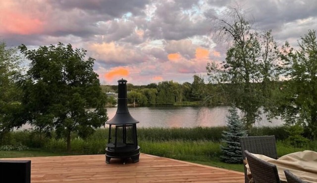 Heritage Stone House on the Rideau Canal