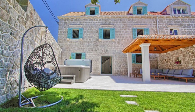 HERITAGE VILLA PRINCESS CAPTISLAVA