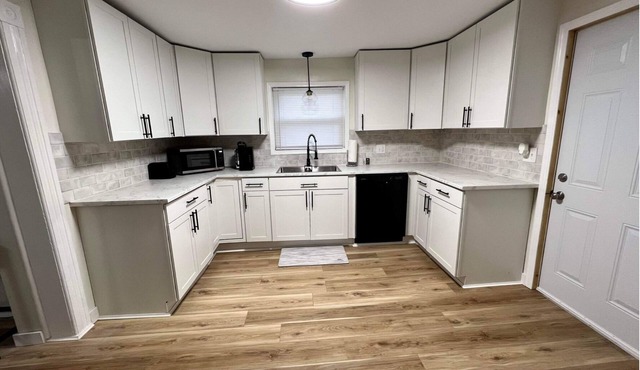 Herkimer Diamond- Newly Reno’d! Sleeps6 1mileTo90