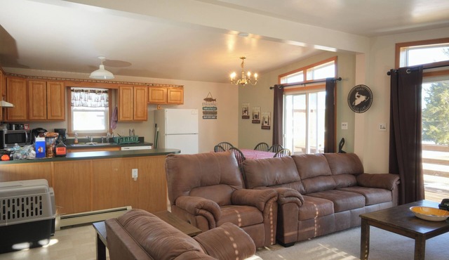 Herkimer House @ Beachfront Eagle Bay Village