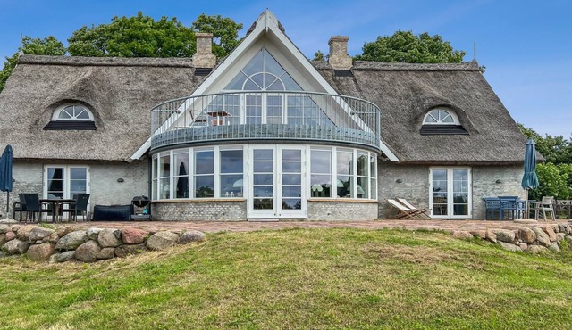 "Herlek" - 450m from the sea by Interhome
