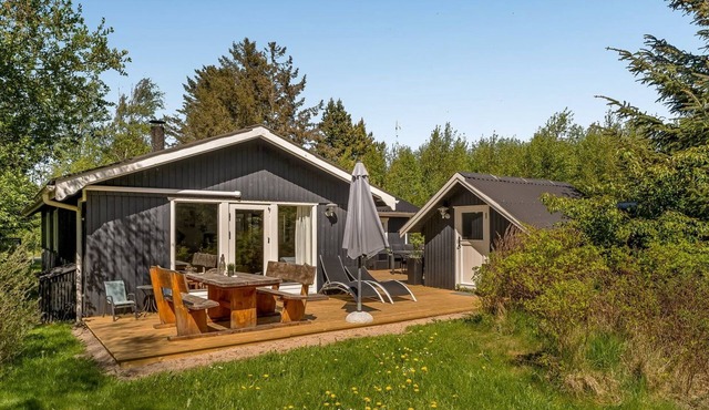 "Hermand" - 3.5km from the sea by Interhome