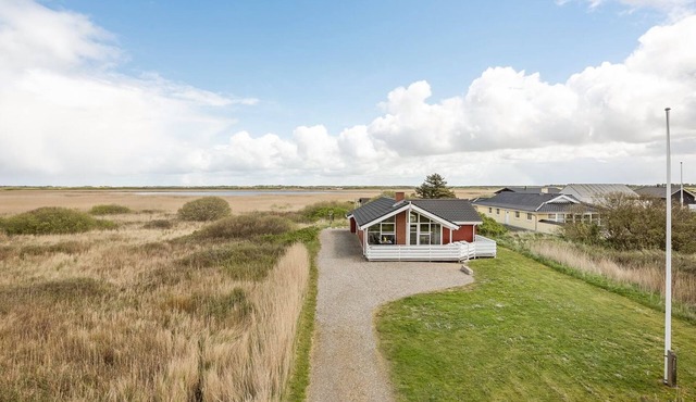 "Hermandine" - 700m from the sea by Interhome