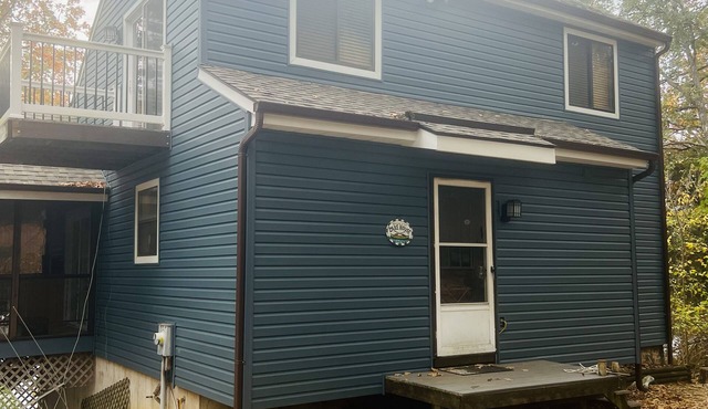 Hermann Lake House offering you a serene, peaceful and exclusive get away.