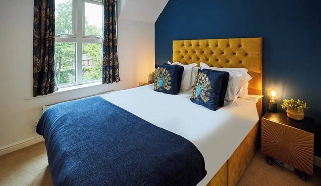 Hermitage Court Apartment - Sleeps 6