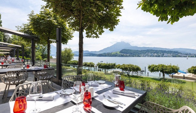 HERMITAGE Lake Lucerne - Beach Club & Lifestyle Hotel