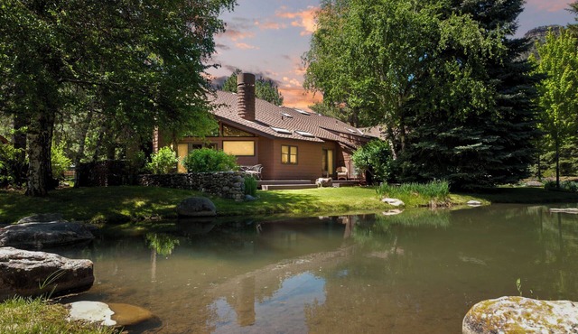 Hermosa Haven | Red Cliff & Pond Views, Garage, Tennis