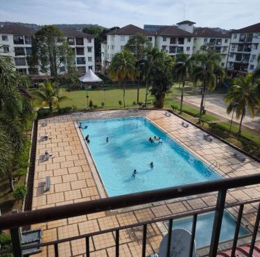 Hermoso Bukit Beruntung