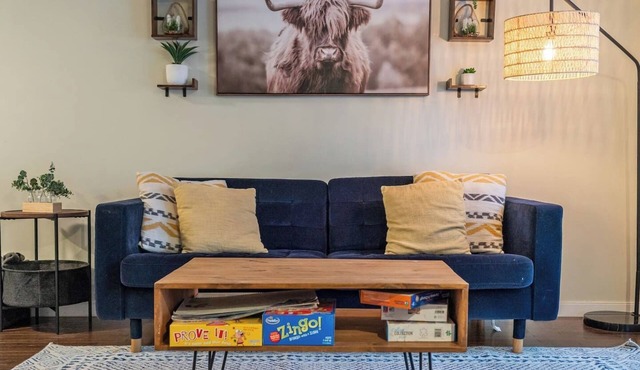 Hero`s Haven | Playroom | Fenced Yard | Dbl Garage