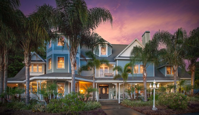 Heron Cay Lakeview Bed & Breakfast Inn