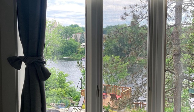 Heron's Nest on the Mississippi -Couple's Getaway