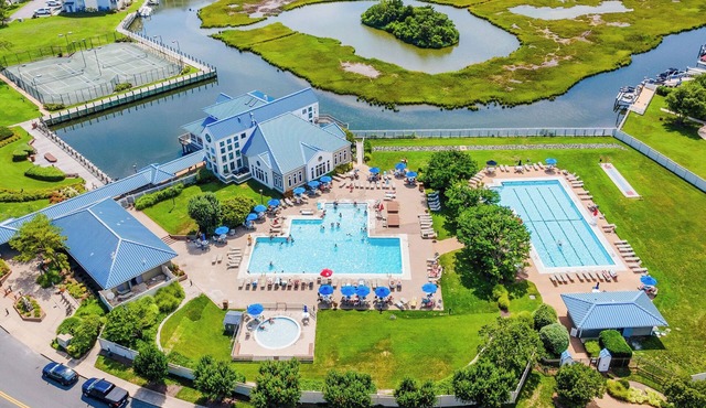 Heron's Nest OC: Newly-renovated, kid friendly, bayside.