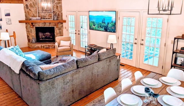 Hester Gap - wineries, AT hiking + Dahlonega/Helen