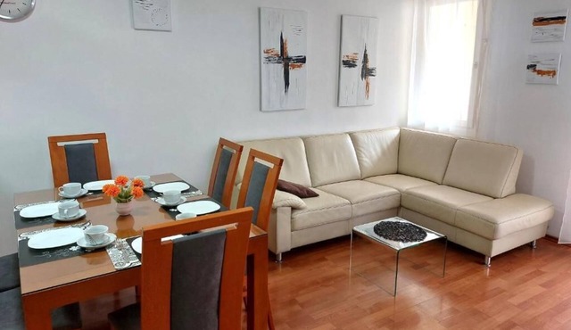 Hestia 3 bdr apartment