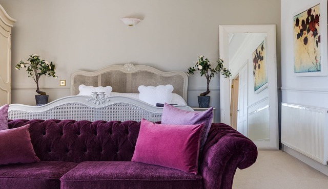 Hewas Water House with Pool, Hot Tub & Games Room