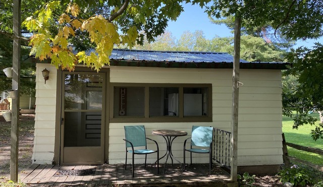 Hewey Lake Hideaway - Belle Isle - Add-On Studio Cabin