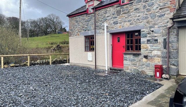 Hey Barn with parking