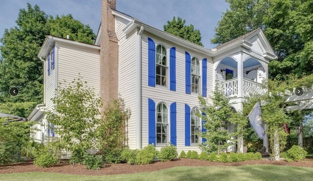 HGTV Renovated Farmhouse Retreat
