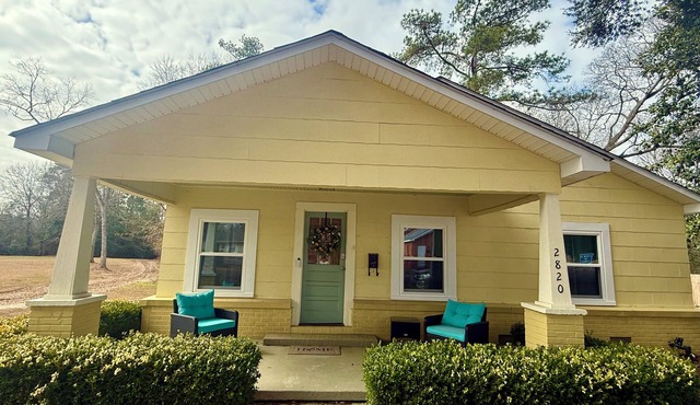 HGTV's Hometown house -Southern Charm 3- only 6 minutes to downtown Laurel!