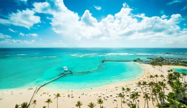 HGVC The Grand Waikikian, Beachfront Resort & Spa