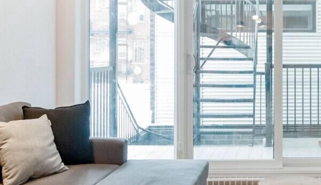 Hi, Stylish Apartment in Little Italy