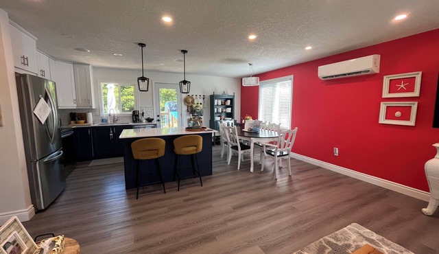 Hibiscus House is Minutes to Charlottetown!