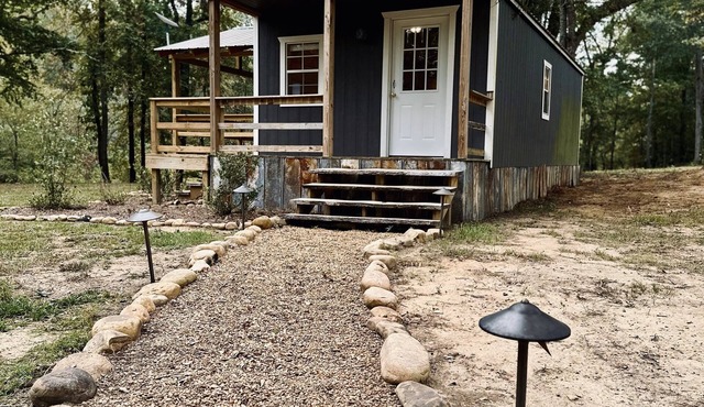 Hickory Cabin @ Little River Hideout - Cozy tiny home right on Little River
