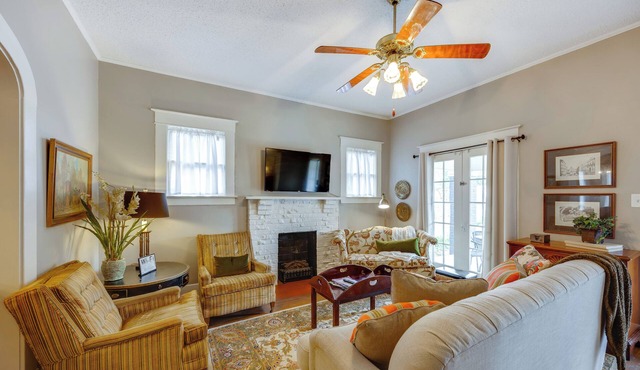 'Hickory Hill House' < 1 Mi to Downtown Texarkana!