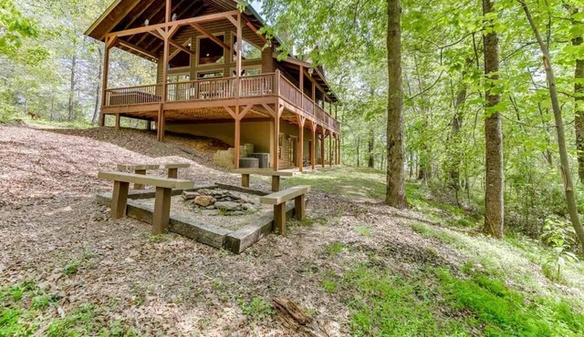 Hickory Hill- Perfect Private Family Luxury Cabin