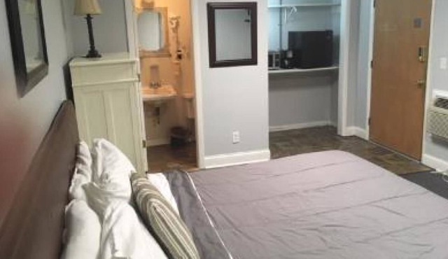 Hickory Shades Motel