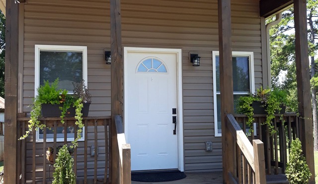 Hickory Tiny House, short and long term rentals