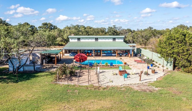 Hico Hacienda Retreat