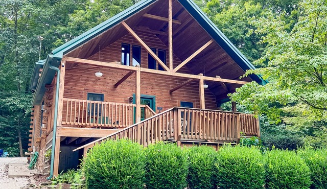 Hidden Acorn Cabin: Now-April 30th is 25% off!