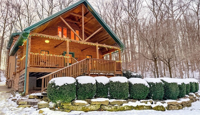 Hidden Acorn Cabin: Paoli Peaks is only 20 miles away!