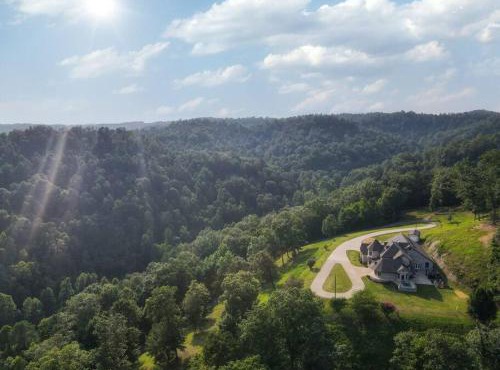 Hidden Acres Escape-A Bluegrass Retreat