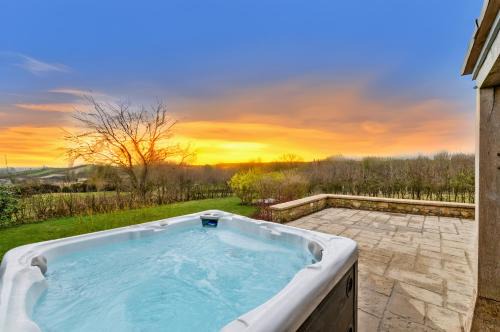 Hidden Barn - Hot Tub, Pool