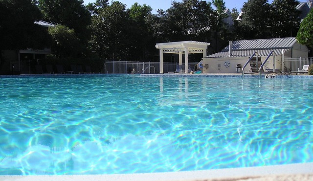 Hidden Dunes -1st Floor - Pickleball, Private Beach, Pools, Gated, Sunshine!