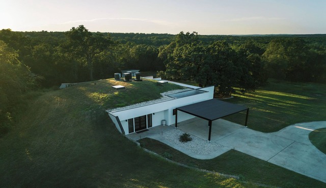 Hidden Eco-Luxe Earth Home Retreat in the Heart of Hill Country